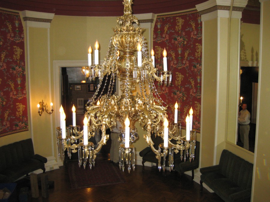 ERIE CLUB CHANDELIER CONSERVATION